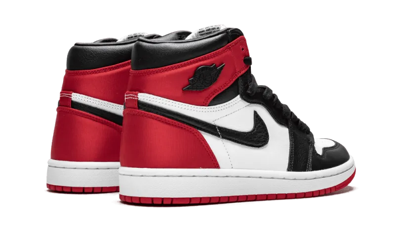 Air Jordan 1 Retro High Satin Black Toe