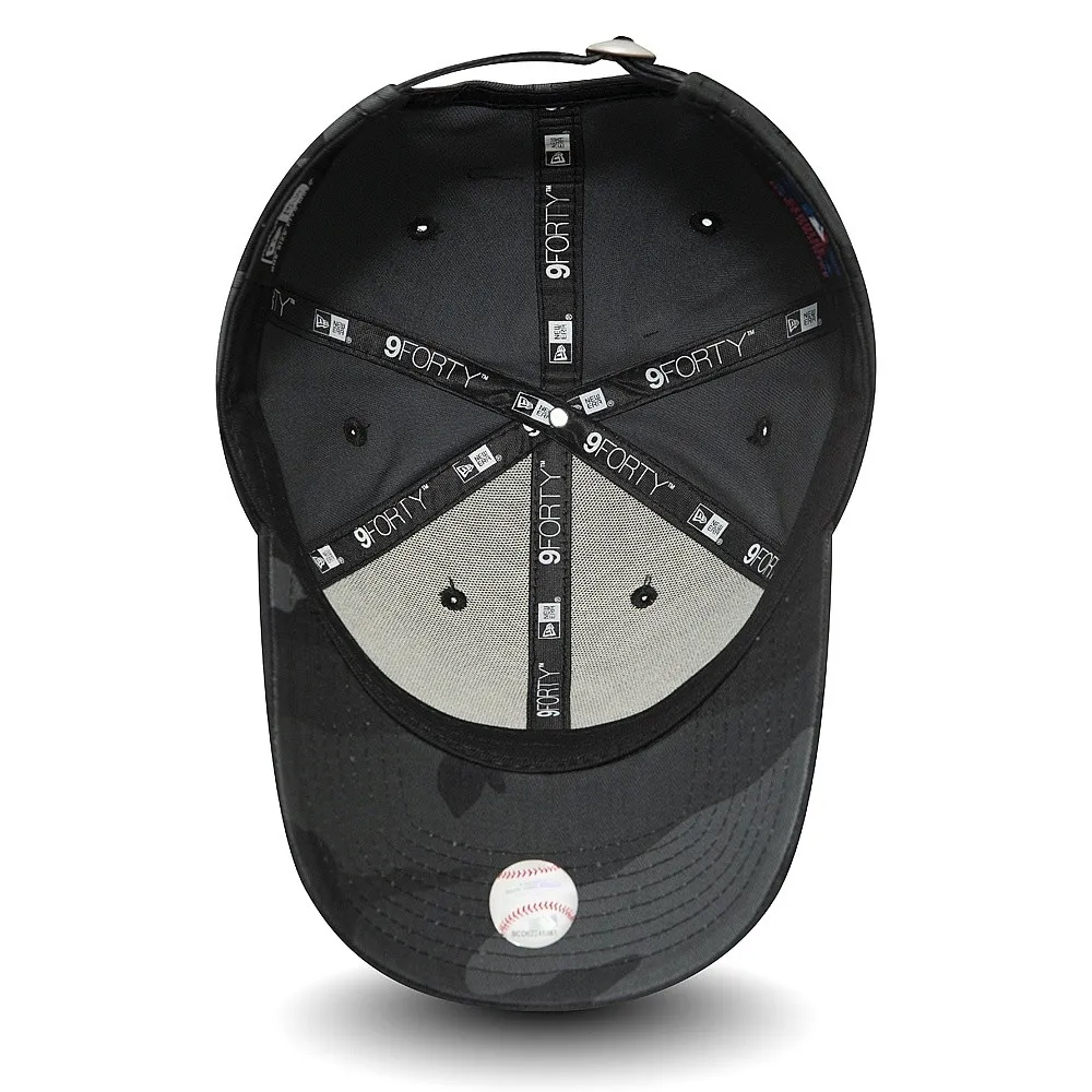 gorra con visera New Era 9FO League Essential MLB New York Yankees - Midnight Camo/Black - men´s