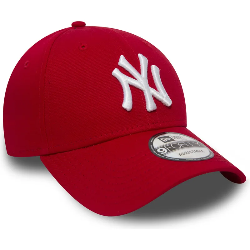 Gorra curva roja ajustable 9FORTY Essential de New York Yankees MLB de New Era