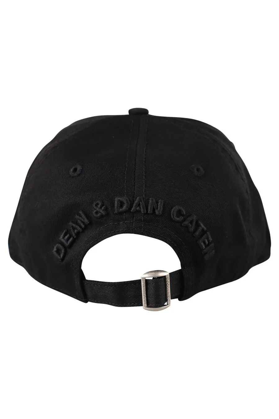 Gorra negra con logo bordado negro