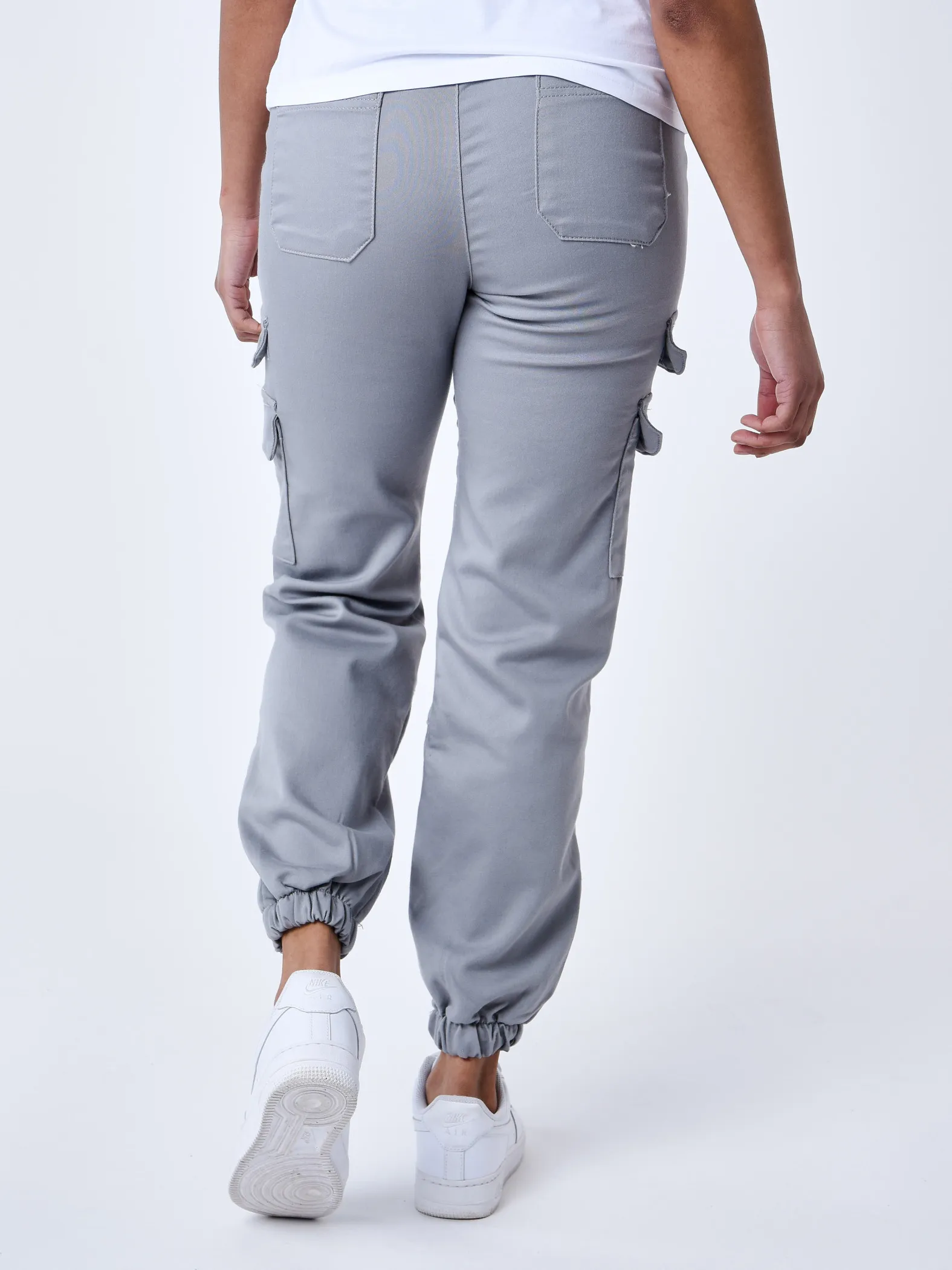 Jeans multibolsillos Jogg