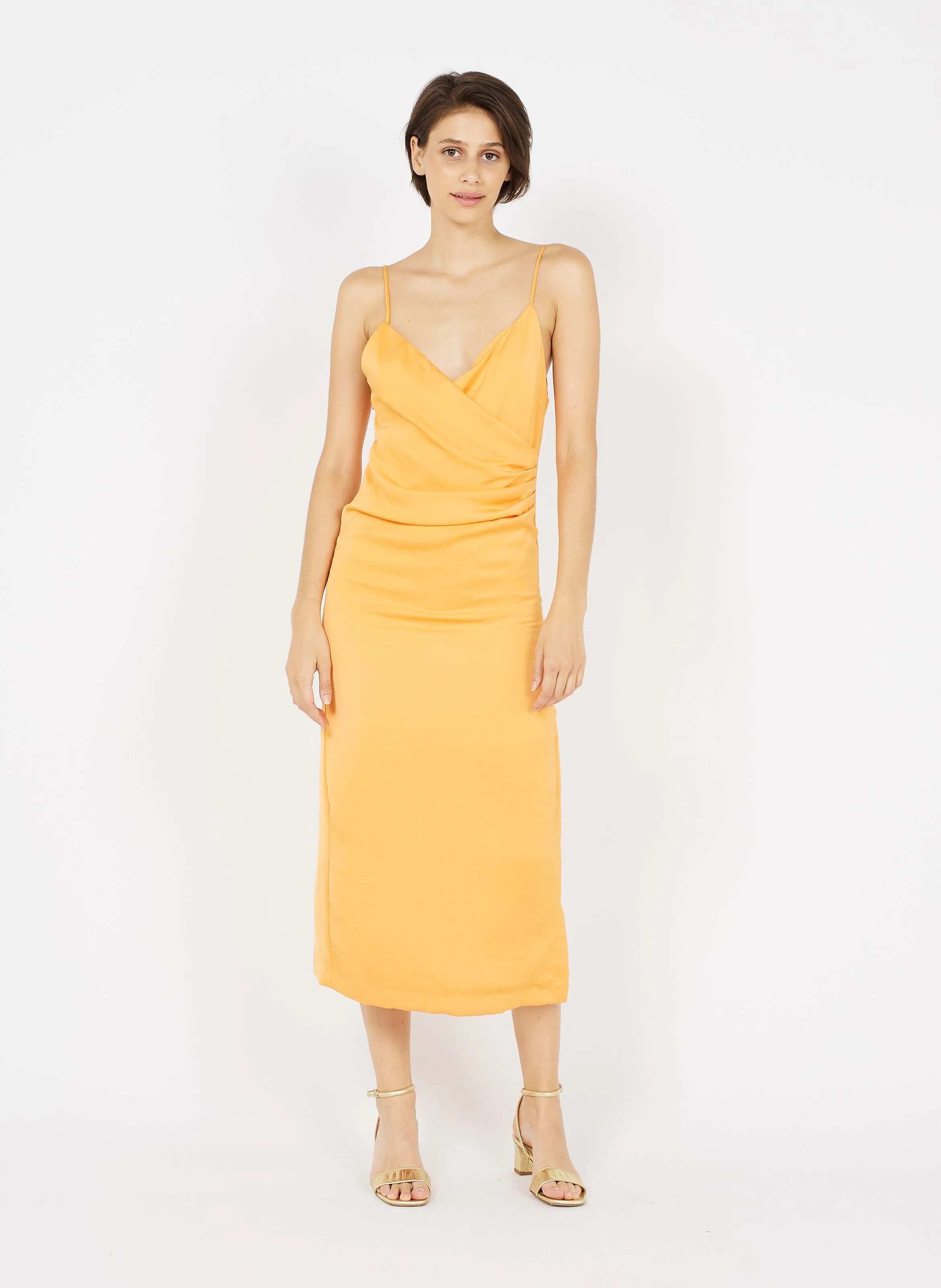 MAG - Vestido midi con tirantes en naranja