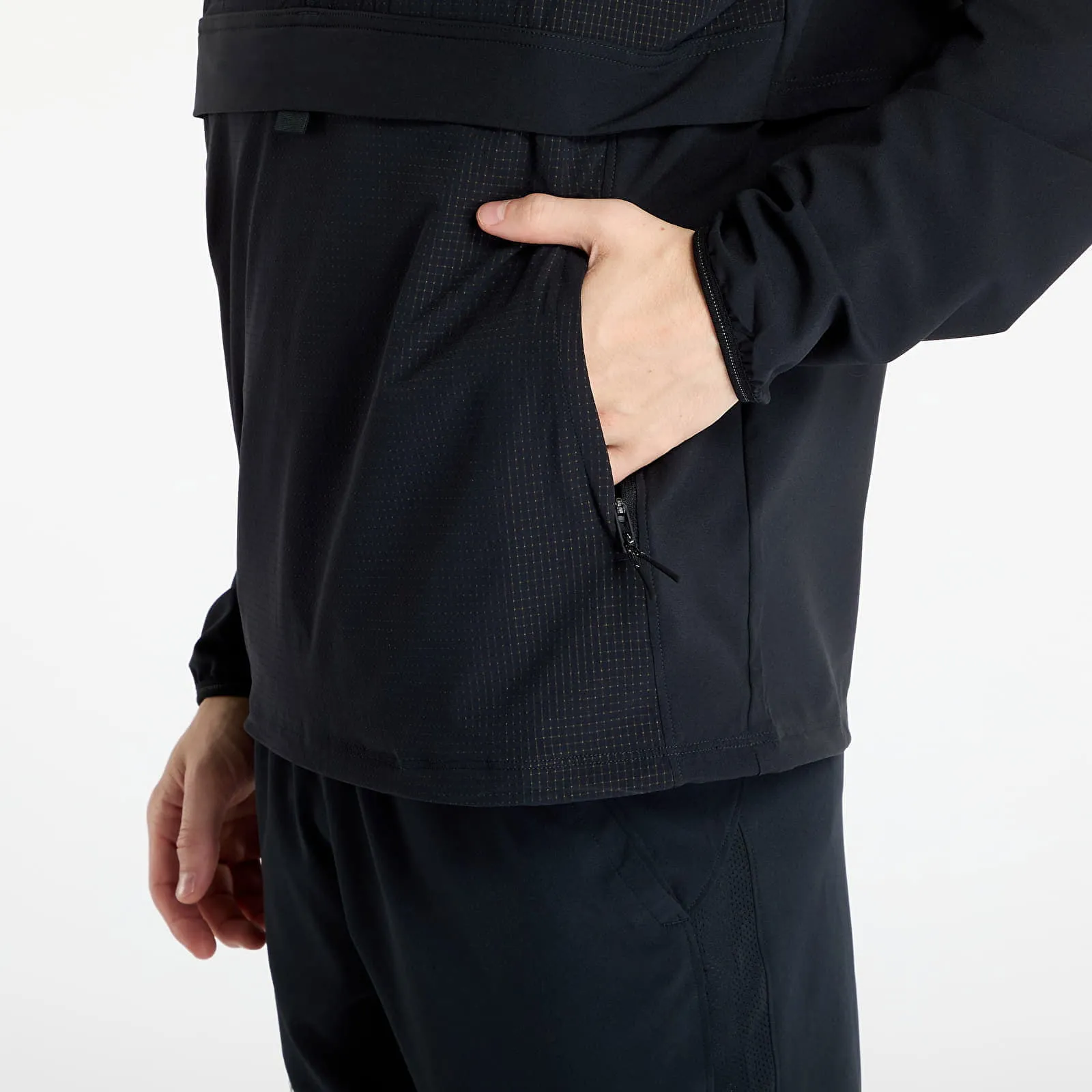 Under Armour Run Anywhere Anorak Black